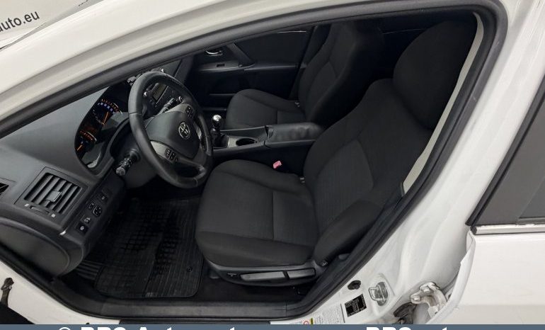 
								Toyota Avensis 2.0 Valvematic Wagon 2010 full									