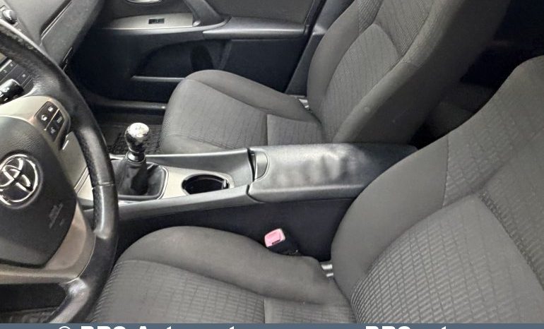 
								Toyota Avensis 2.0 Valvematic Wagon 2010 full									