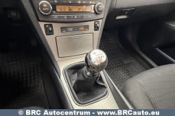 
										Toyota Avensis 2.0 Valvematic Wagon 2010 full									