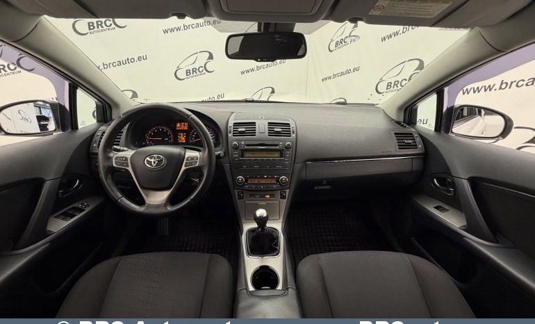 
								Toyota Avensis 2.0 Valvematic Wagon 2010 full									