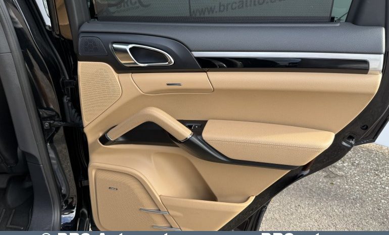 
								Porsche Cayenne S 3.0 V6 Hybrid Automatas 2016 full									