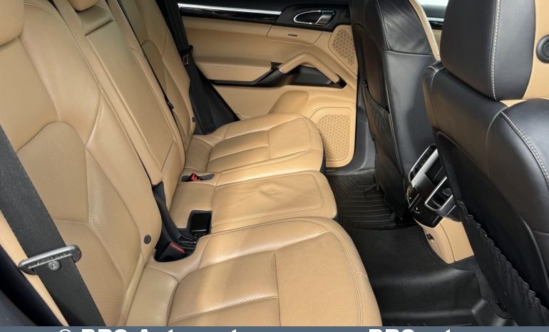 
								Porsche Cayenne S 3.0 V6 Hybrid Automatas 2016 full									