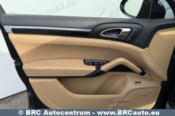 
										Porsche Cayenne S 3.0 V6 Hybrid Automatas 2016 full									