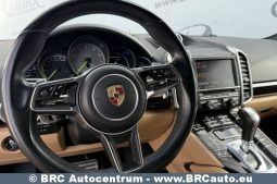 
										Porsche Cayenne S 3.0 V6 Hybrid Automatas 2016 full									