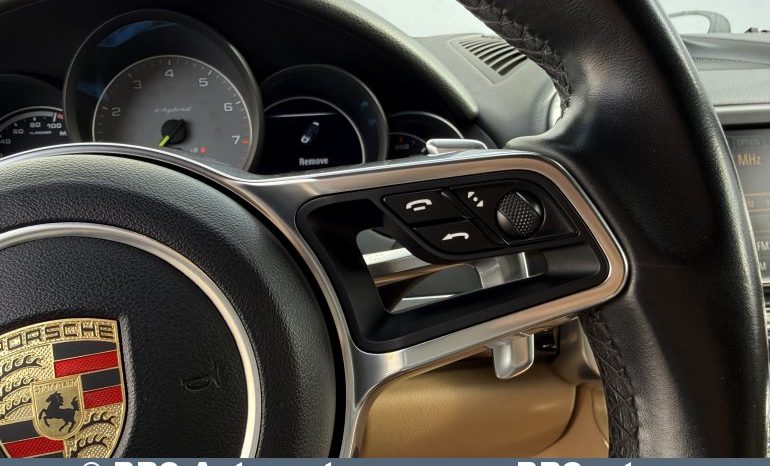 
								Porsche Cayenne S 3.0 V6 Hybrid Automatas 2016 full									