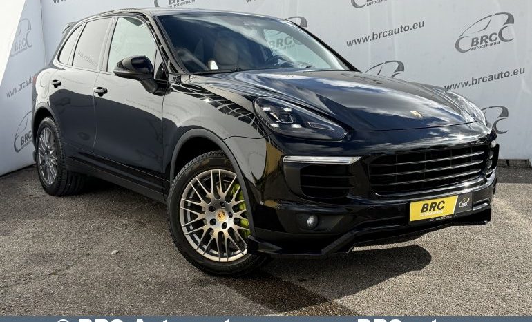 
								Porsche Cayenne S 3.0 V6 Hybrid Automatas 2016 full									