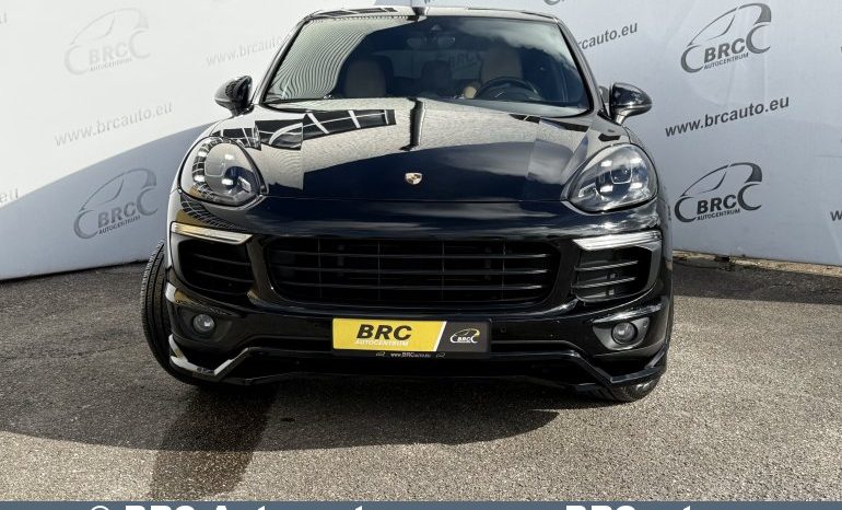 
								Porsche Cayenne S 3.0 V6 Hybrid Automatas 2016 full									