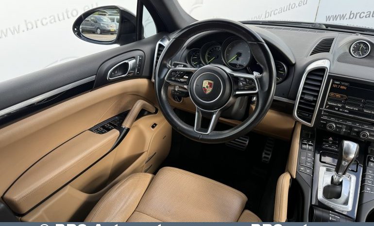 
								Porsche Cayenne S 3.0 V6 Hybrid Automatas 2016 full									