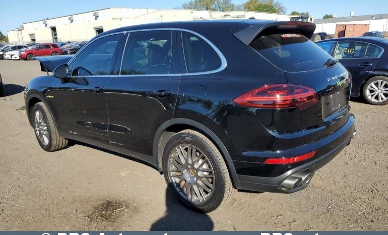
								Porsche Cayenne S 3.0 V6 Hybrid Automatas 2016 full									
