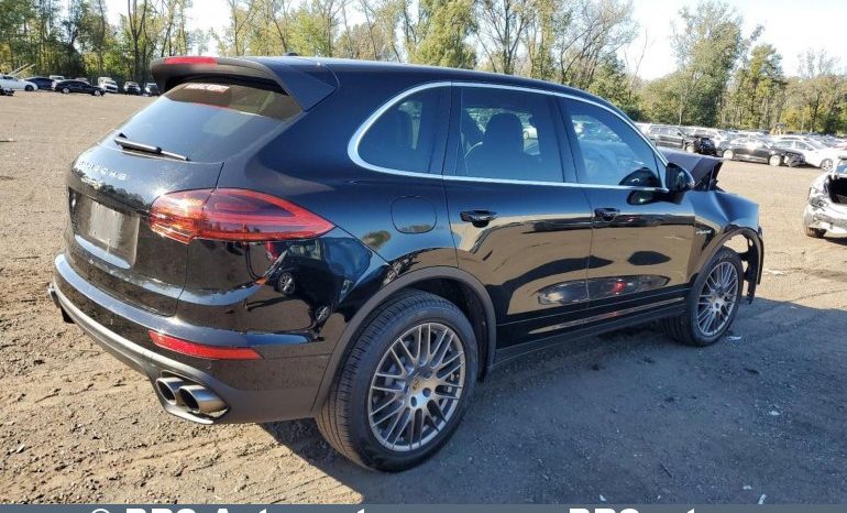 
								Porsche Cayenne S 3.0 V6 Hybrid Automatas 2016 full									