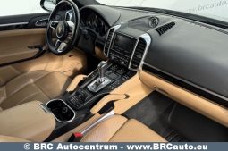 
										Porsche Cayenne S 3.0 V6 Hybrid Automatas 2016 full									