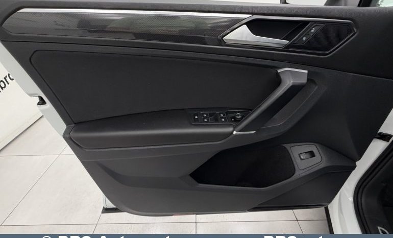 
								Volkswagen Tiguan 2.0 TDI 4Motion Automatas 2018 full									