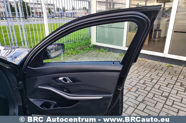 BMW 318 2.0i Automatas 2024