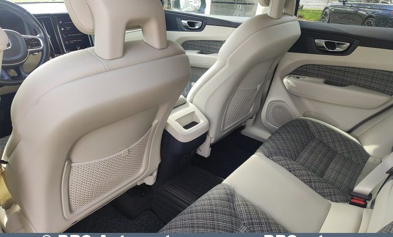 
								Volvo XC 60 D4 AWD Automatas 2017 full									