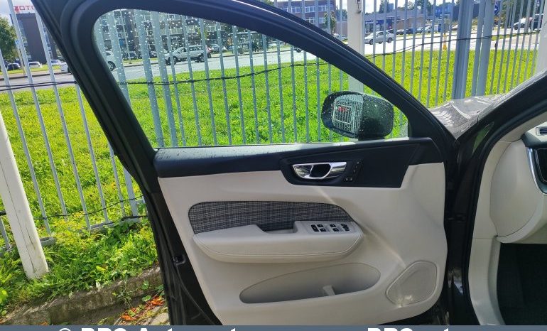 
								Volvo XC 60 D4 AWD Automatas 2017 full									