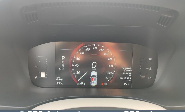 
								Volvo XC 60 D4 AWD Automatas 2017 full									