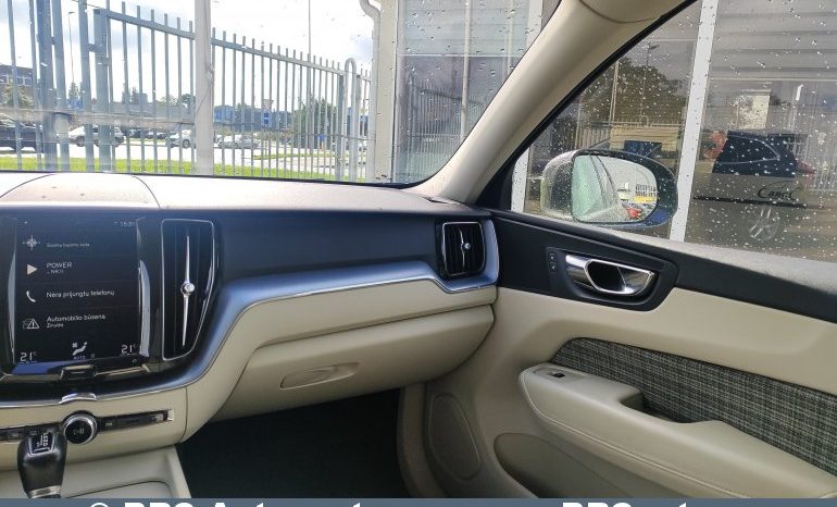 
								Volvo XC 60 D4 AWD Automatas 2017 full									