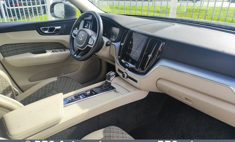 
								Volvo XC 60 D4 AWD Automatas 2017 full									