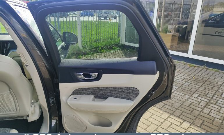 
								Volvo XC 60 D4 AWD Automatas 2017 full									