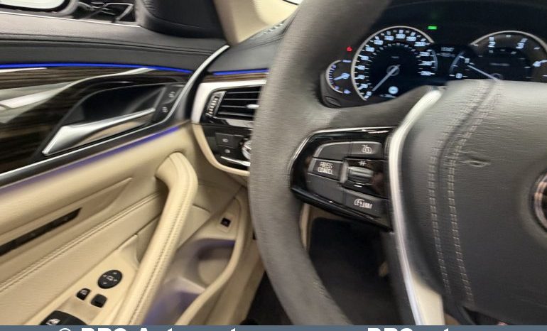 
								BMW 520 d Luxury Individual Automatas 2018 full									