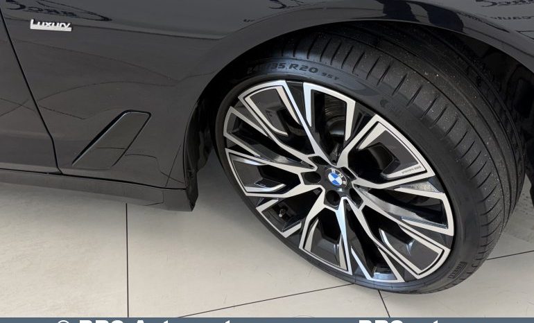 
								BMW 520 d Luxury Individual Automatas 2018 full									