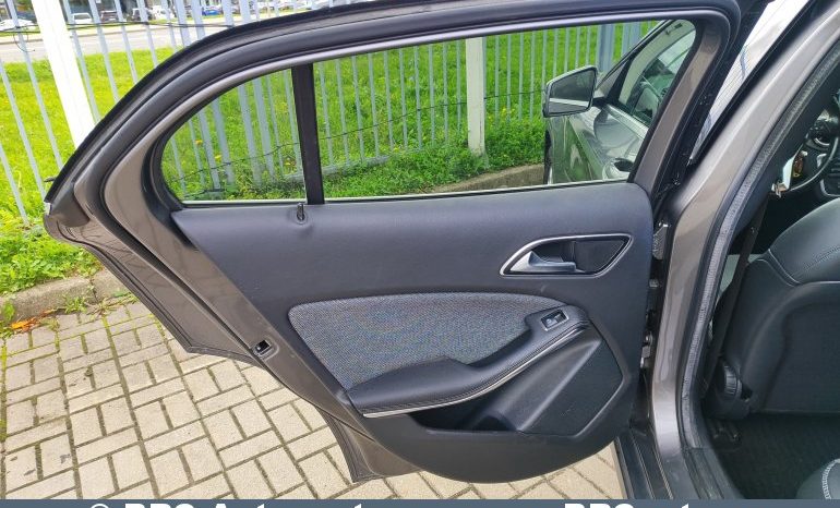 
								Mercedes-Benz GLA 220 2.2d 2014 full									