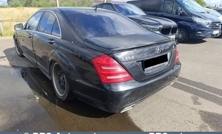 
								Mercedes-Benz S 350 Automatas 2006 full									