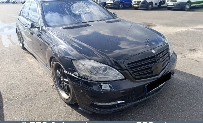 
								Mercedes-Benz S 350 Automatas 2006 full									