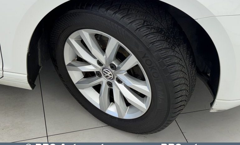
								Volkswagen Passat 2.0 TDI Automatas 2018 full									