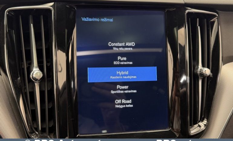 
								Volvo XC 60 T8 R-Design Twin Engine AWD Automatas 2020 full									