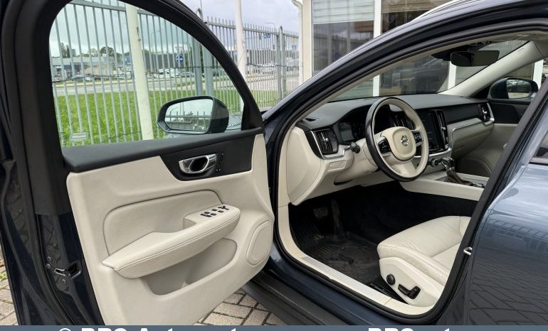 
								Volvo V60 Cross Country 2.0 T5 Momentum AWD Automatas 2022 full									