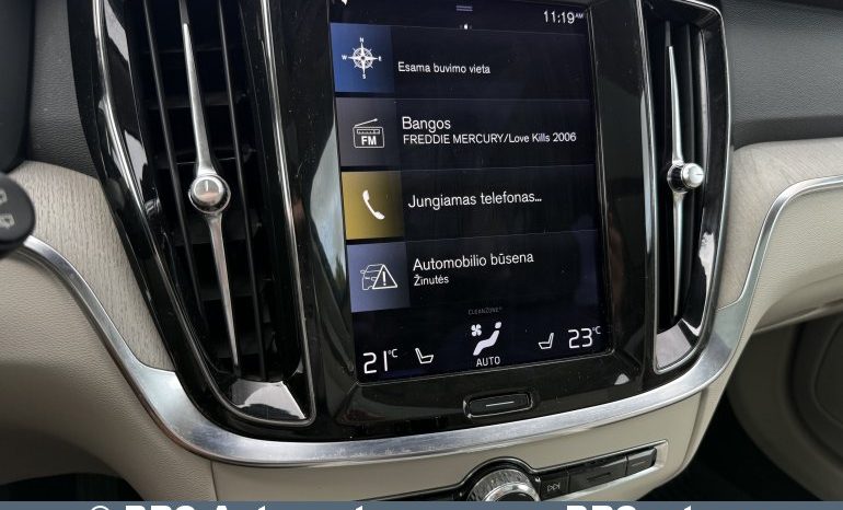 
								Volvo V60 Cross Country 2.0 T5 Momentum AWD Automatas 2022 full									