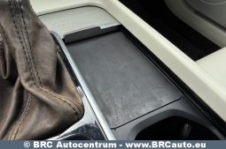 
										Volvo V60 Cross Country 2.0 T5 Momentum AWD Automatas 2022 full									
