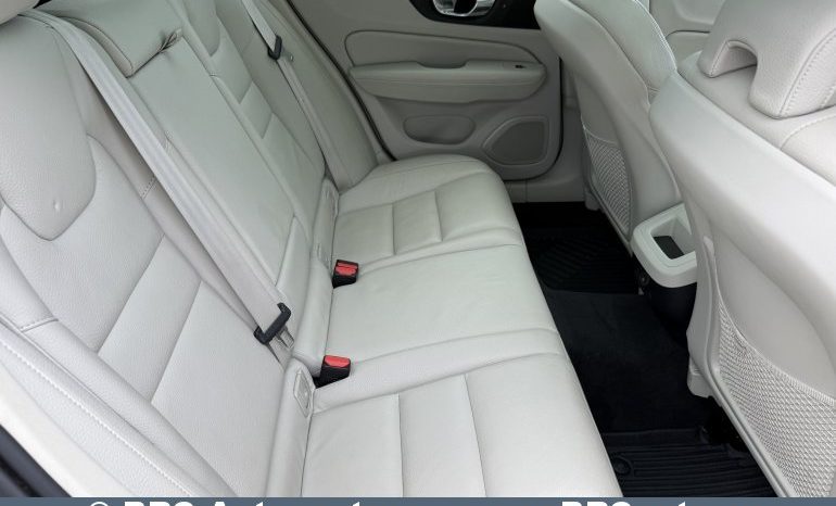 
								Volvo V60 Cross Country 2.0 T5 Momentum AWD Automatas 2022 full									