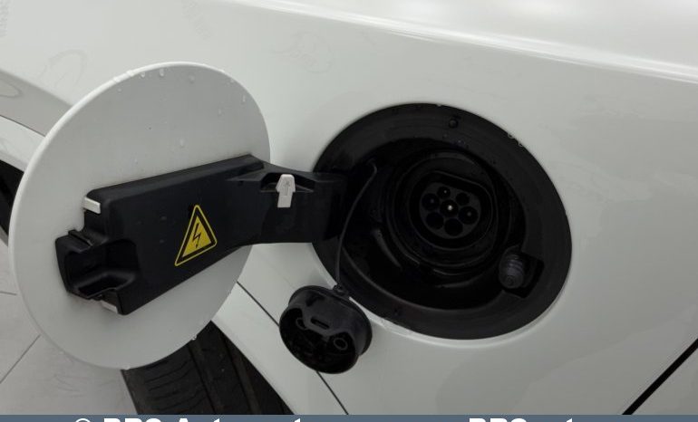 
								Volvo XC 90 T8 R-Design AWD Plug-In Automatas 2020 full									