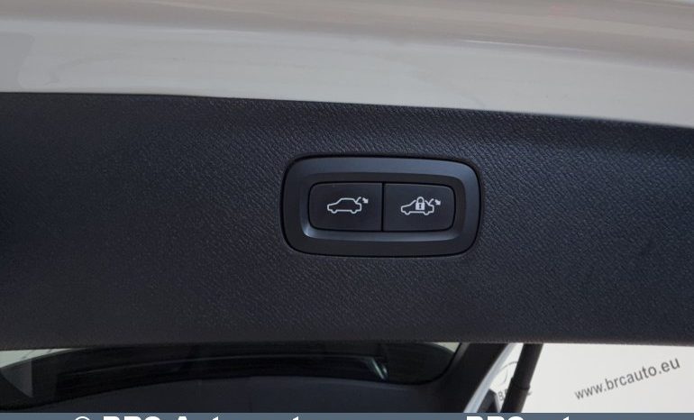 
								Volvo XC 90 T8 R-Design AWD Plug-In Automatas 2020 full									