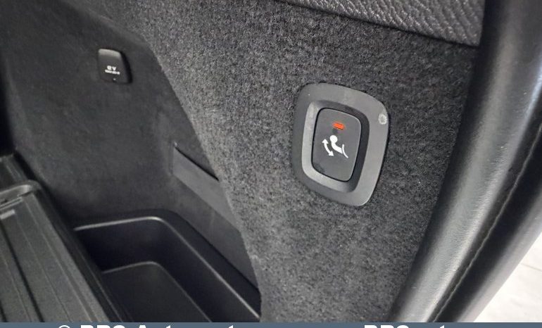
								Volvo XC 90 T8 R-Design AWD Plug-In Automatas 2020 full									