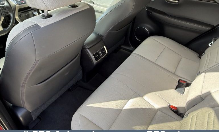 
								Lexus NX300h 2.5 Hybrid e-CVT Automatas 2016 full									