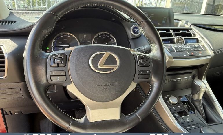 
								Lexus NX300h 2.5 Hybrid e-CVT Automatas 2016 full									