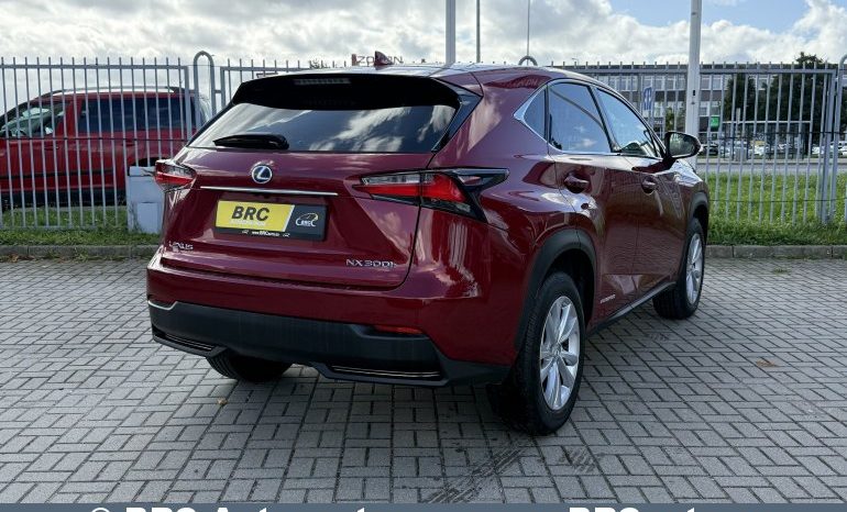 
								Lexus NX300h 2.5 Hybrid e-CVT Automatas 2016 full									
