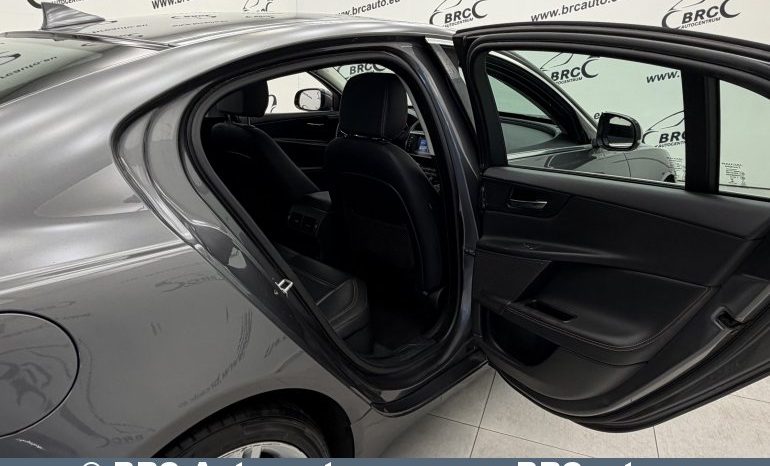 
								Jaguar XE 2.0D Automatas 2015 full									