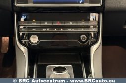 
										Jaguar XE 2.0D Automatas 2015 full									