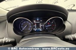 
										Jaguar XE 2.0D Automatas 2015 full									