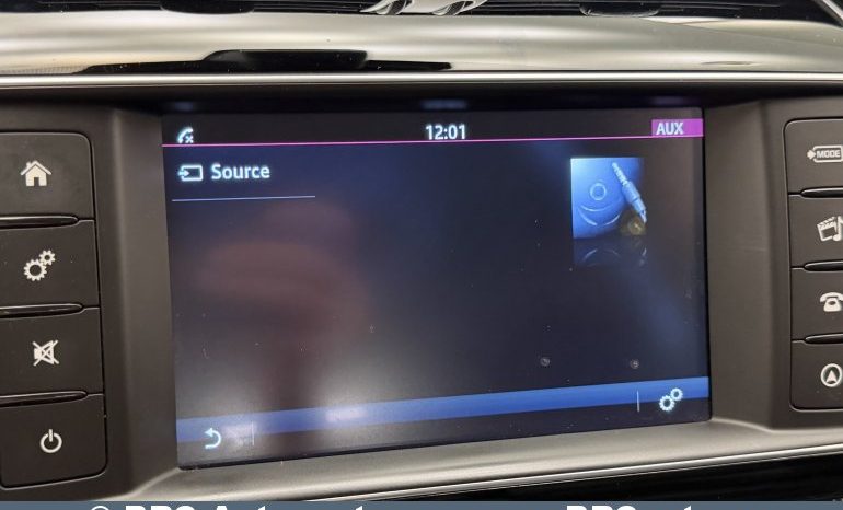 
								Jaguar XE 2.0D Automatas 2015 full									