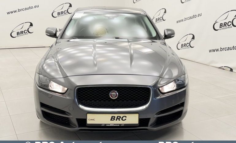 
								Jaguar XE 2.0D Automatas 2015 full									
