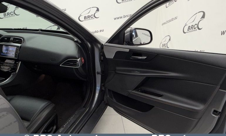 
								Jaguar XE 2.0D Automatas 2015 full									