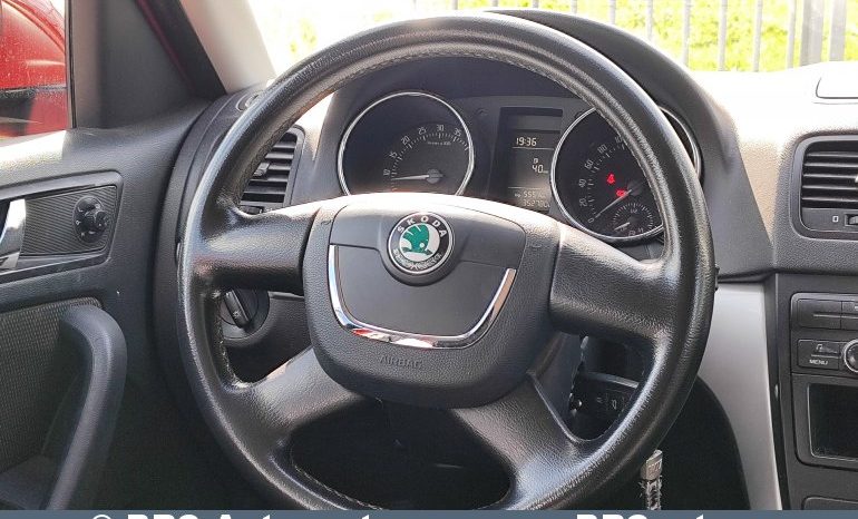 
								Skoda Yeti 2.0 TDI 4Motion 2011 full									