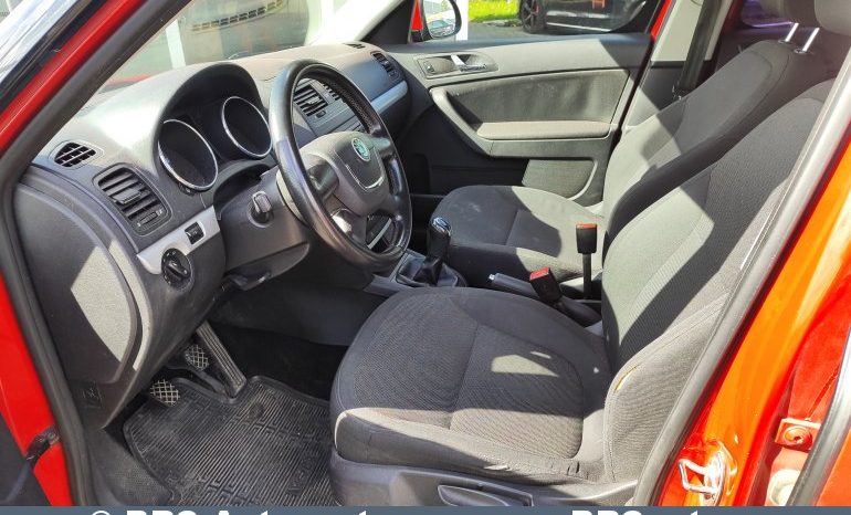 
								Skoda Yeti 2.0 TDI 4Motion 2011 full									