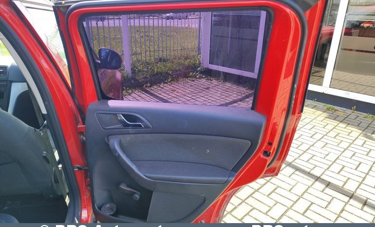 
								Skoda Yeti 2.0 TDI 4Motion 2011 full									