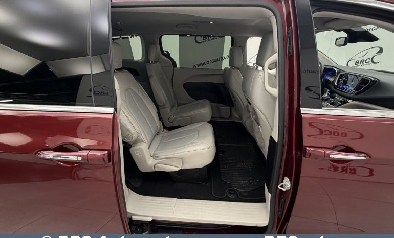 
								Chrysler Pacifica 3.6 V6 Automatas 2021 full									